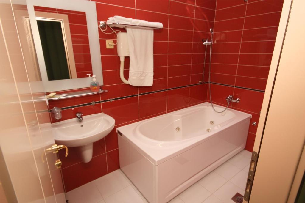 Hotel Le Pont Prijedor Habitación foto